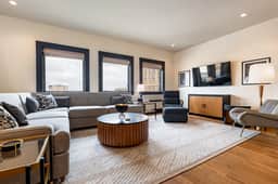 502 PENTHOUSE - Image 4
