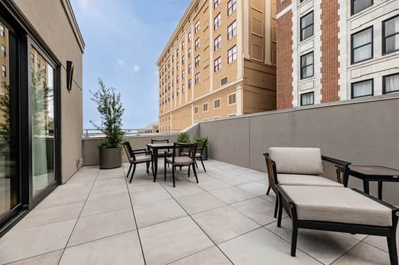 404 PENTHOUSE - Image 2