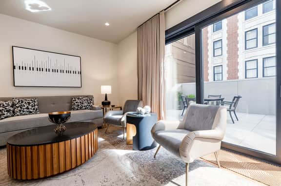 404 PENTHOUSE - Image 4